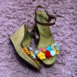 NWOT Biostep genuine leather wedges